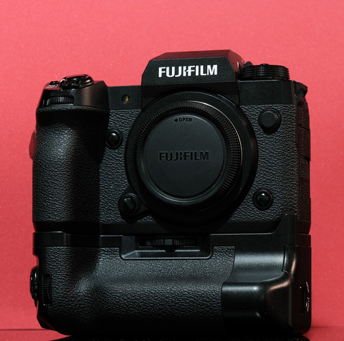 Fujifilm X-h2 Con Battery Grip 