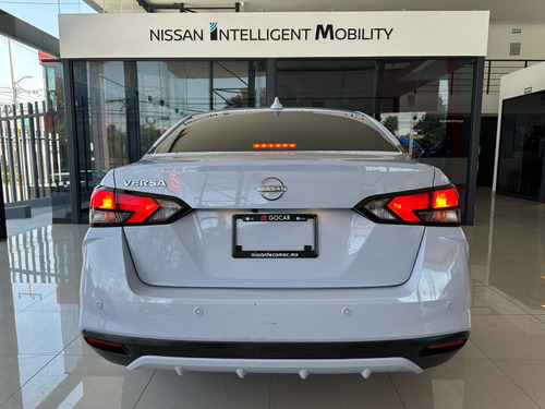 Nissan Versa 2023