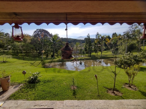 Imagem 5 de 30 de Esta Belíssima Chácara De 7.000 M², Rica Em Água E Envolta Por Mata Nativa Está Localizada Em Juquitiba/sp, A Poucos Minutos Do Rodoanel Mario Covas. - 142 - 70274662