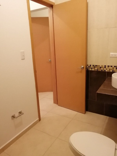 Preciosa Casa En Sonterra, 3 Habitaciones, 2.5 Baños, Equipada, 2.5 Baños,.