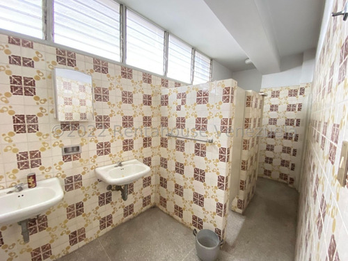 Imagen 21 de 25 de Edificio En Venta La Urbina Jesús Enrique Díaz 22-22676 Caracas