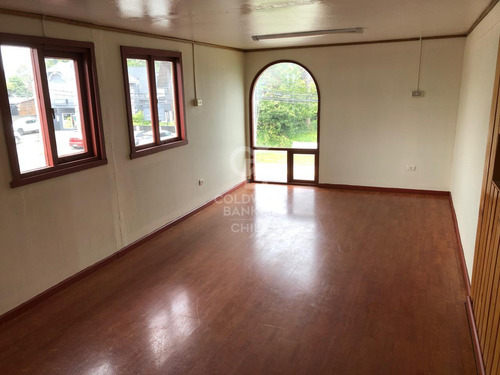 Arriendo Local Comercial En Ubicación Privilegiada