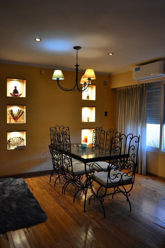 Imagen 5 de 29 de Casa En Esquina De Categoría En Venta - Moreno Centro, Gba Oeste. ¡única!