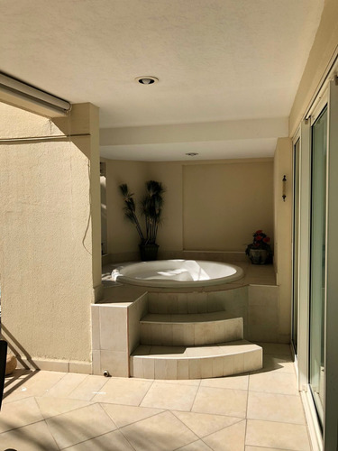 Imagen 3 de 10 de Hermoso Departamento En Renta En Condominio Porto Fino, Marina Vallarta