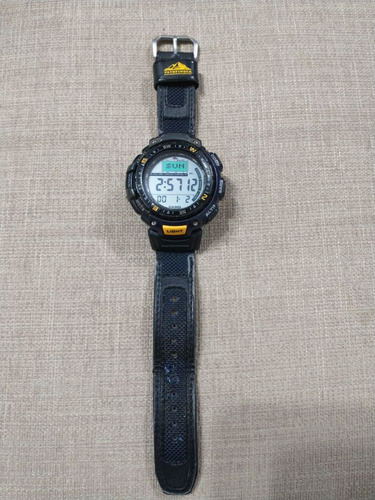 Reloj Casio Pathfinder Pag-40 2271 Triple Sensor Tailandesa (Usado)