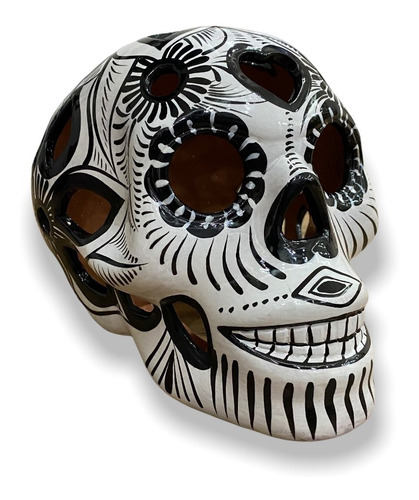 Calavera Artesanal Premium Pintada A Mano Blanca Con Negro