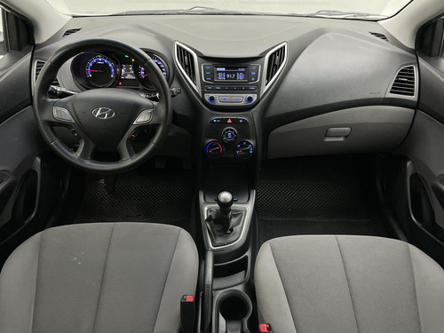 Hyundai HB20S 1.0 5 ANOS 12V FLEX 4P MANUAL