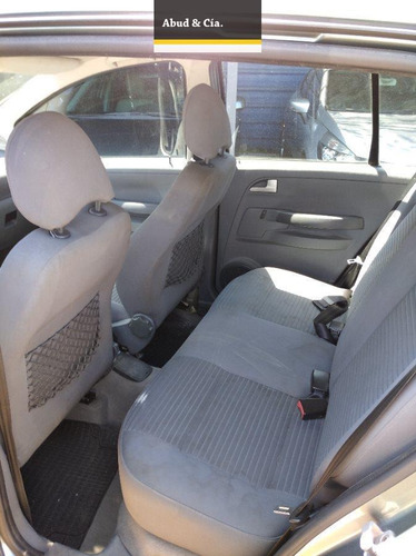 Volkswagen Suran Highline 1.6 2009 Impecable!