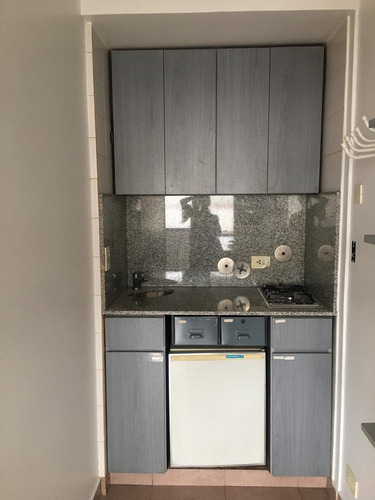 Alquiler Monoambiente. Zona Retiro.24 M .baño.cocina