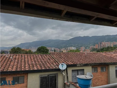 Amplia Casa Con Excelente Ubicación En Envigado!(mls#252487)