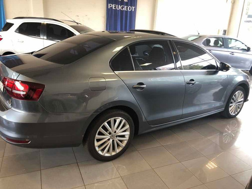 Imagen 5 de 15 de Volkswagen Vento 1.4 Highline 150cv At 2017