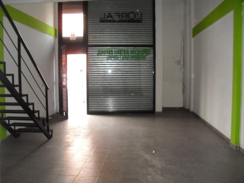 Imagen 5 de 10 de Hermoso Local Comercial, Excelente Ubicacion
