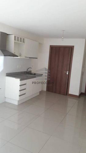 Imagen 2 de 7 de Venta Con Renta En Ubicación Ideal Y Con Financiación Propia