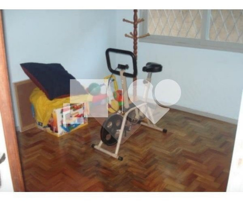 Casa Em Ótimo Estado De Conservação,peças Amplas E - 28-im409348
