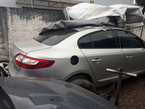 Imagem 1 de 11 de Sucata Fluence 2.0 Autom. Em Peças