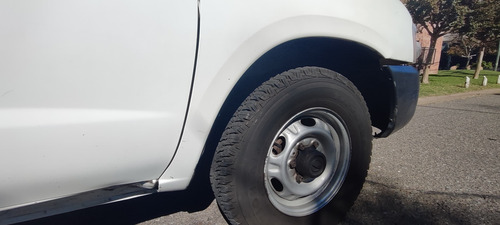 Nissan NP300 2.5 Cabina Doble 133cv 4x2