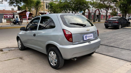 Chevrolet Celta Ls 1.4 C/gnc 2011