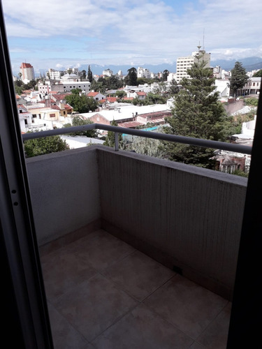 Imagen 3 de 9 de Departamento 1 Dormitorio Con Cochera (centro)