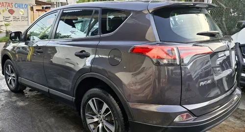 Toyota RAV4 2.5 Le At