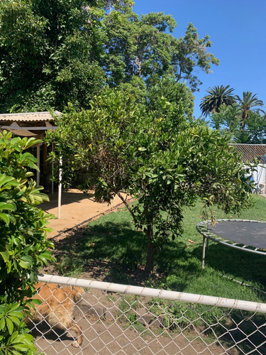 Casa En Venta A 2 Cuadras De La Plaza De Peñaflor, Excelente