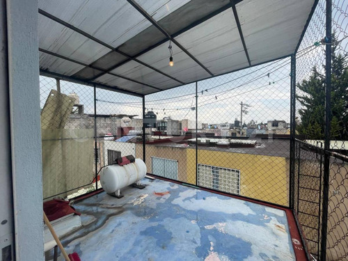 Casa En Venta En La Loma I, Zinacantepec, Estado De Mexico
