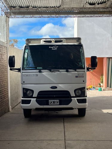 Camion Ford Cargo 915e