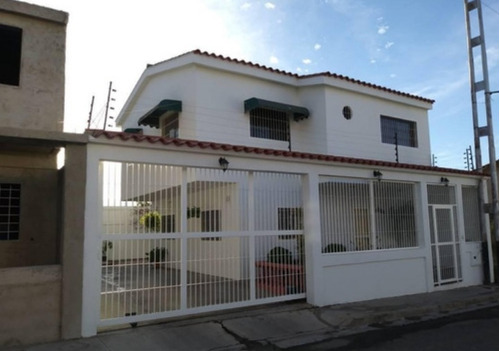 Townhouse En Venta Urbanización Guaraimita. La Victoria. Estado Aragua