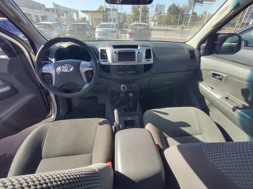 Toyota Hilux 4x4 Srv 3.0 Mt