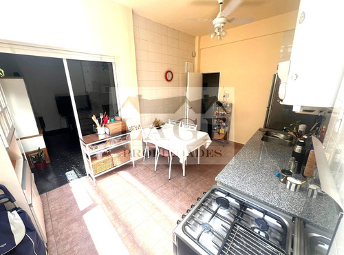 Ph 4 Amb Pb Frente Solo 3 Unidades Patio S/expensa Impecable