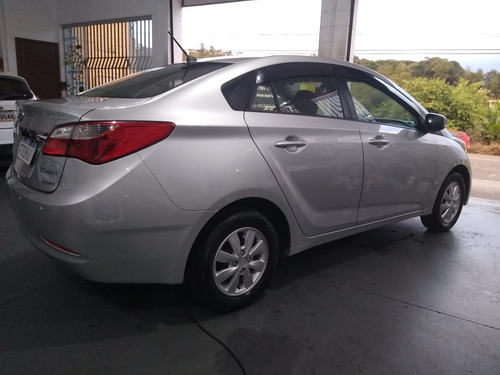Hyundai HB20S 1.6 Comfort Plus Flex Aut. 4p