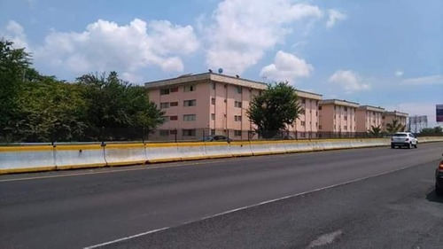 Imagen 1 de 4 de Inversionistas O Constructores, Terreno Con Uso Suelo Mixto.