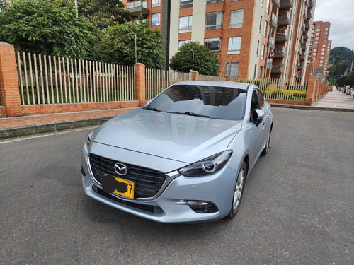 Mazda 3 2.0 Sport Touring