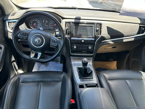 MG RX5 1.5 T Std