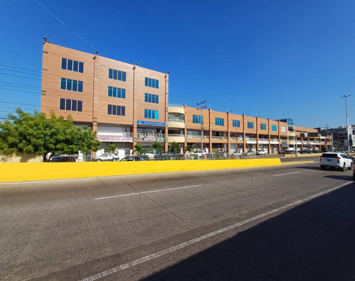 Se Alquila Local Comercial Camino Real Barcelona