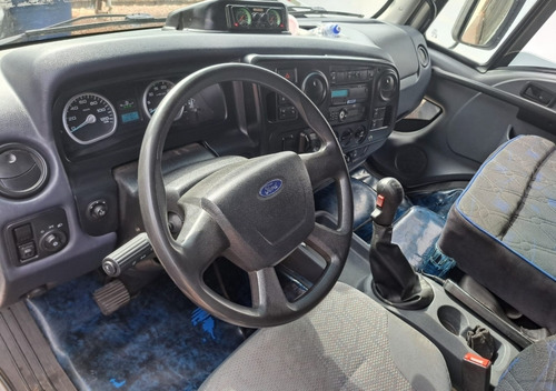 Cargo 2429 E 6x2 Turbo Câmara Fria