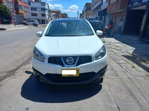 Imagen 2 de 12 de Nissan Qashqai 2.0 +2 4x2 7 Psj