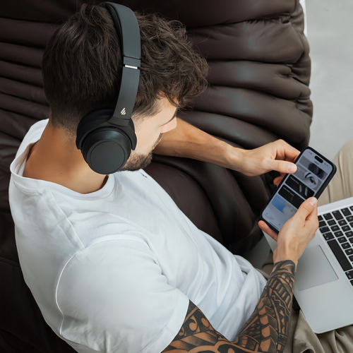 Audífonos Bluetooth Edifier Wh700nb Color Negro