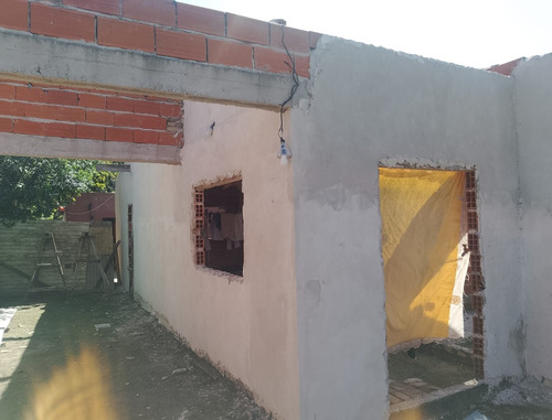 Amplia Casa En Venta Dueño Directo En Florencio Varela