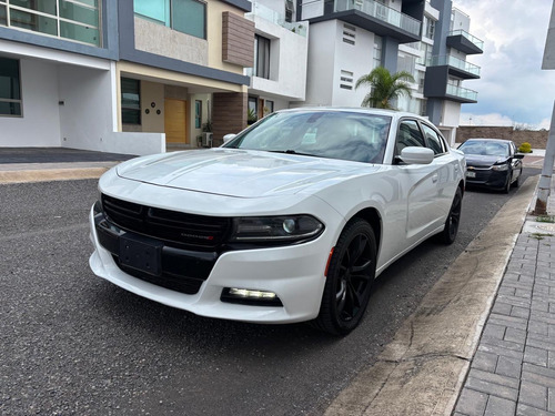 Dodge Charger 5.7 R-t At