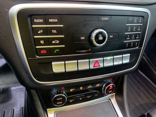 Imagen 21 de 25 de Mercedez Benz Clase Gla 200 Urban 1.6