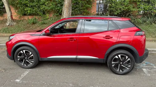 Peugeot 2008 1.2 Allure