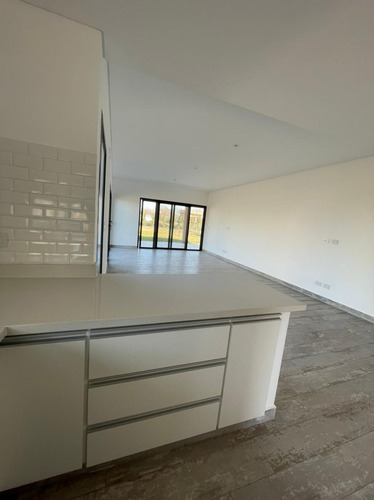Imagen 29 de 30 de Venta 4 Amb. A Estrenar Pilar Del Este