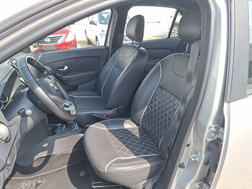 Renault Logan 4p Intens L4/1.6 Aut