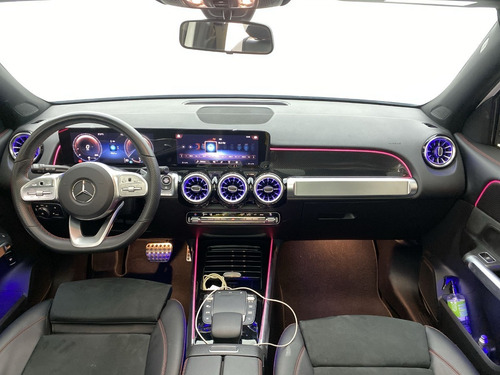 Imagen 20 de 25 de Mercedes Benz Glb 200 1.332