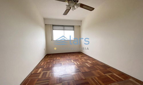 Apartamento En Alquiler / Cordón - Inmobiliaria Lars