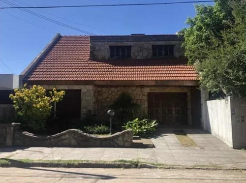 Imagen 1 de 12 de Casa - Ramos Mejia