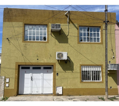 Venta Casa 5 Dormitorios Apto Comercial - Alberdi