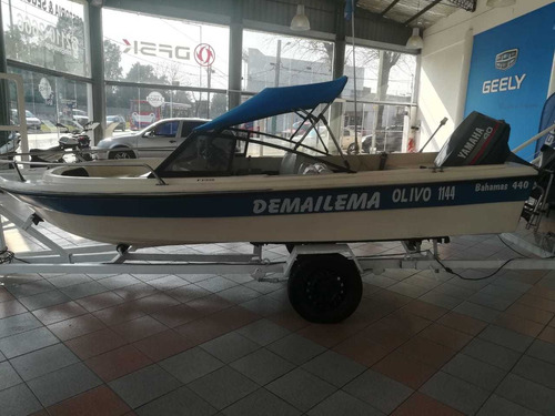 Lancha Bahama 440 Con Yamaha 40 C/trailer 2000