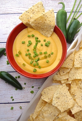 Dip Cheddar Jalapeño Vegano