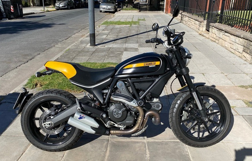 Ducati Scrambler 800 Full Throttle
